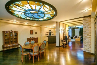 Luxury 4 Bedroom Apartment – 28 May / Port Baku Area