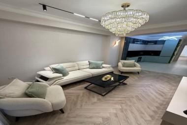 Modern 2 Bedroom Apartment in Narimanov District