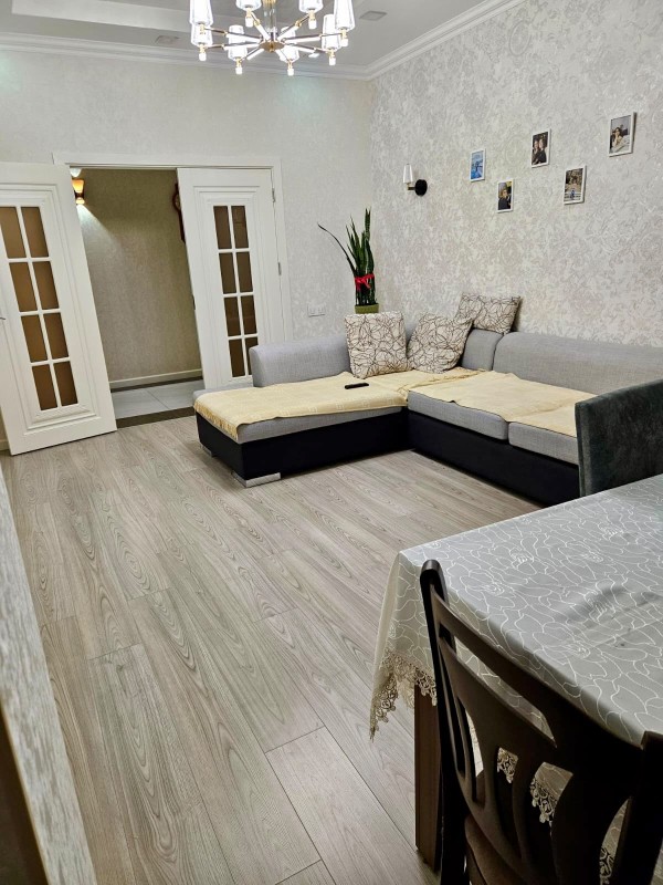 APARTMENT FOR SALE NEAR NARIMANOV METRO